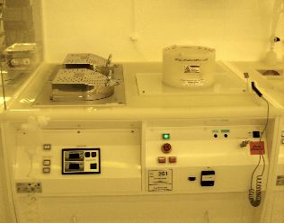 Picture of Spinner - Polos & hotplates - Unconventional resists