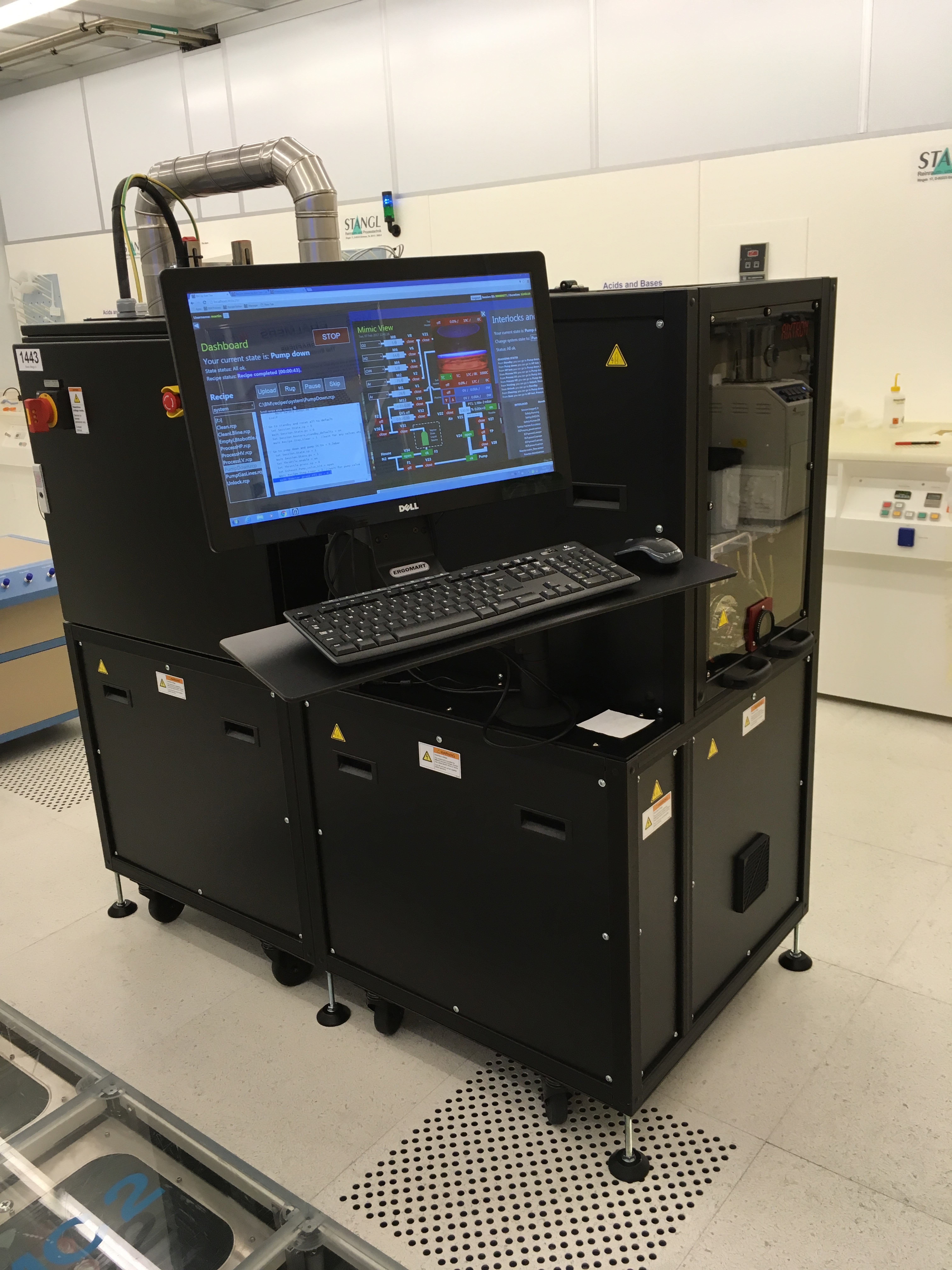 Picture of CVD - Aixtron - Graphene